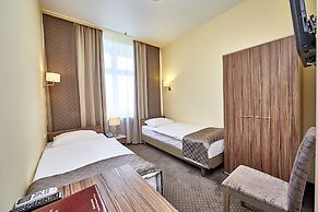 Rossiya Hotel