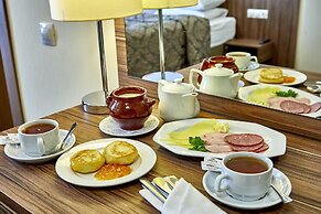 Rossiya Hotel
