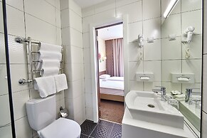 Rossiya Hotel