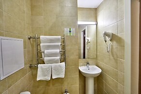 Rossiya Hotel
