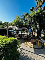 Acca Sporting Hotel