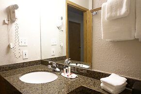 Super 8 by Wyndham Swift Current