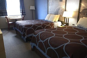 Super 8 by Wyndham Swift Current