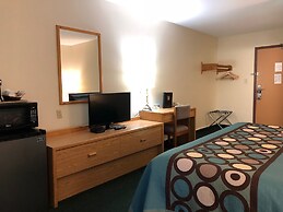 Super 8 by Wyndham Moose Jaw SK