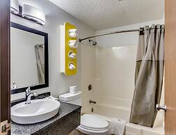 Motel 6 Albert Lea, MN
