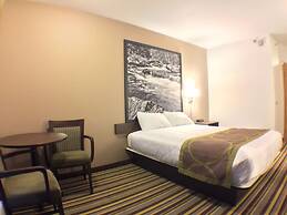 Super 8 by Wyndham Kenora