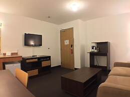 Super 8 by Wyndham Kenora