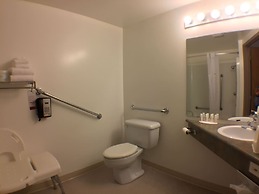 Super 8 by Wyndham Kenora