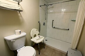 Super 8 by Wyndham Kelowna BC