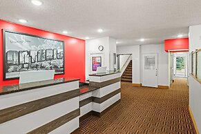 Super 8 by Wyndham Thunder Bay