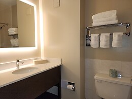 Super 8 by Wyndham Thunder Bay