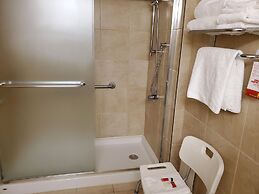 Super 8 by Wyndham Edmonton International Airport
