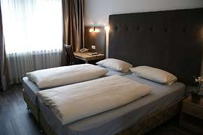 Bahn Hotel
