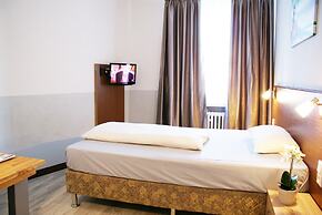 Bahn Hotel