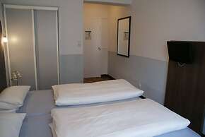 Bahn Hotel
