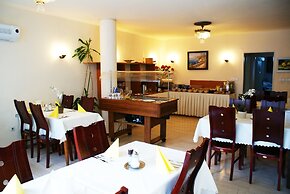 Bahn Hotel