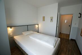 Bahn Hotel