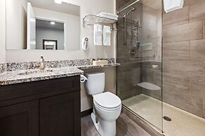 Howard Johnson by Wyndham Thunder Bay