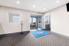 Howard Johnson by Wyndham Thunder Bay