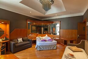 Hotel Isa