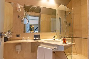 Hotel Isa