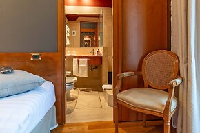 Hotel Isa