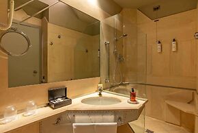 Hotel Isa