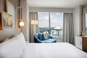 Signia by Hilton Diplomat Beach Resort