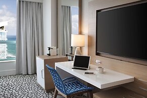 Signia by Hilton Diplomat Beach Resort