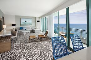 Signia by Hilton Diplomat Beach Resort