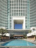 Signia by Hilton Diplomat Beach Resort