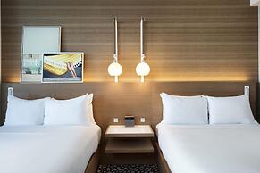 Signia by Hilton Diplomat Beach Resort