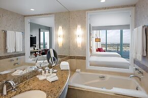 Signia by Hilton Diplomat Beach Resort