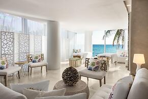 Signia by Hilton Diplomat Beach Resort