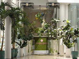 Signia by Hilton Diplomat Beach Resort