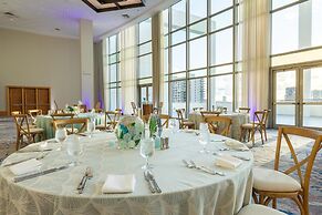 Signia by Hilton Diplomat Beach Resort