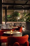 Signia by Hilton Diplomat Beach Resort