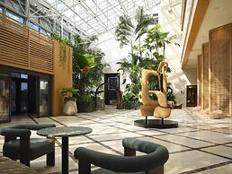Signia by Hilton Diplomat Beach Resort