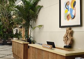 Signia by Hilton Diplomat Beach Resort