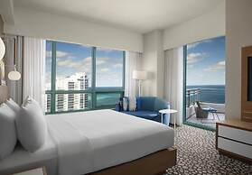 Signia by Hilton Diplomat Beach Resort