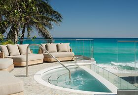 Signia by Hilton Diplomat Beach Resort