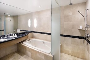 Signia by Hilton Diplomat Beach Resort