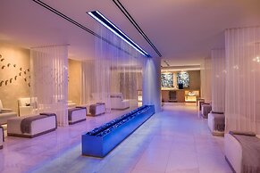 Signia by Hilton Diplomat Beach Resort