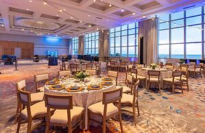 Signia by Hilton Diplomat Beach Resort