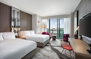 Signia by Hilton Diplomat Beach Resort