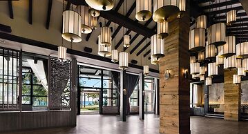 Signia by Hilton Diplomat Beach Resort