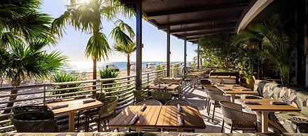 Signia by Hilton Diplomat Beach Resort