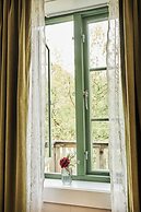 Fru Haugans Hotel