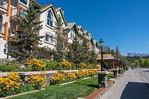 Rundlestone Lodge