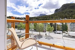 Rundlestone Lodge